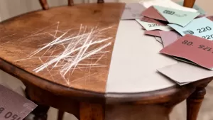 jaki papier ścierny do renowacji mebli